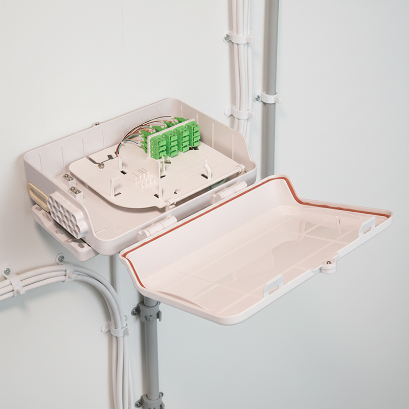 16cores+8 Splitter Wall-mounting Fiber Distribution Box with IP65 Protection for FTTH/FTTB/FTTX Networks