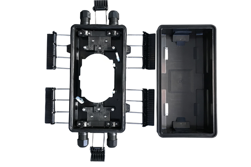 Heavy-Duty Fiber Optic Splice Closure with IP68 Waterproof Rating, UV-Resistant Housing, and Multiple Cable Entry Port sMDP-12-144C